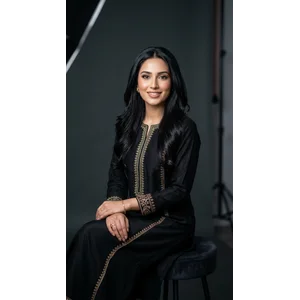 Stunning Trending AI Photo Prompts for Girls 8 trending female prompt