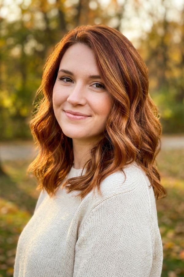 30 Trendy Medium Length Hairstyles You'll Love 19 Copper Balayage Waves