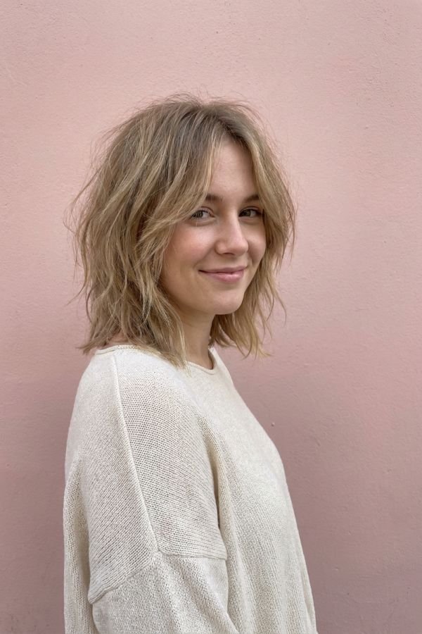 30 Trendy Medium Length Hairstyles You'll Love 15 Fairy Cut Style