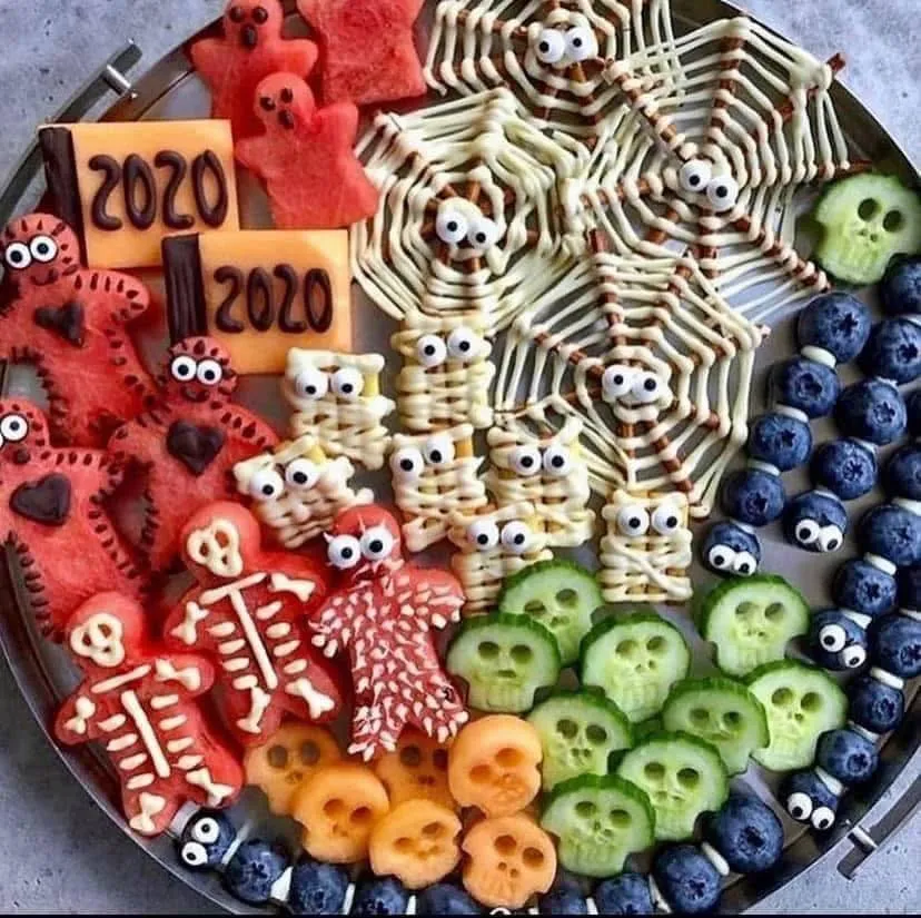 45 Halloween Potluck Recipes Everyone Will Want to Try 25 Halloween snack platter