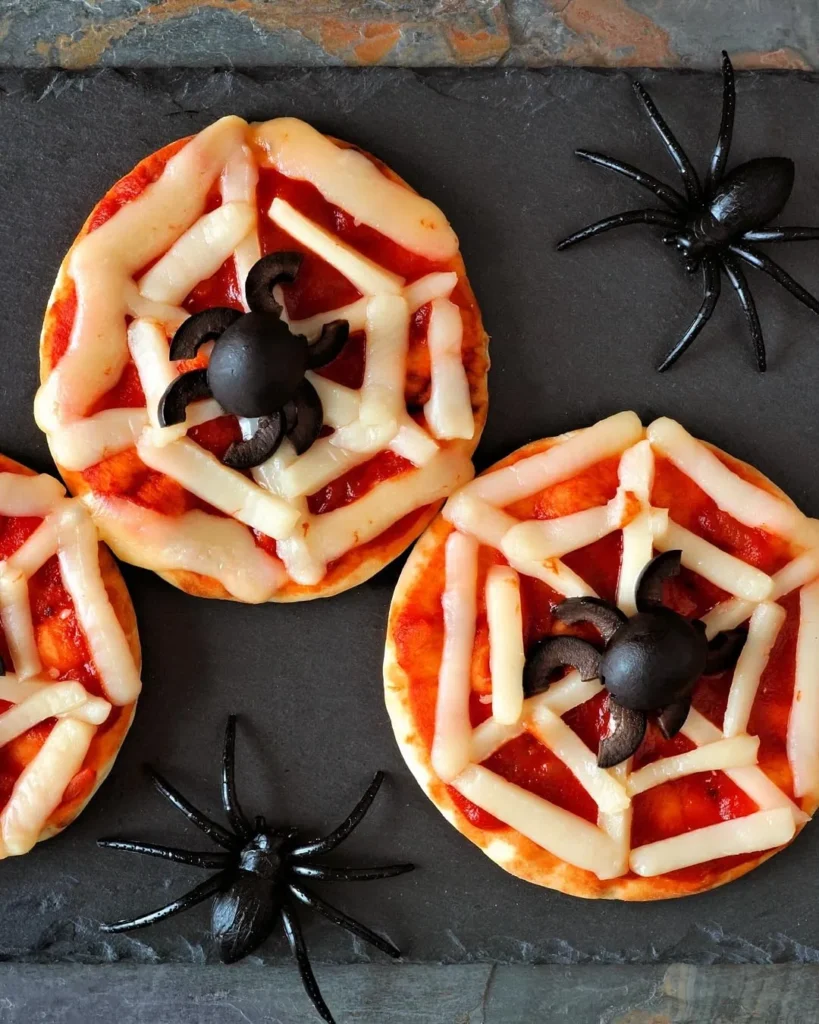 20 Halloween Party Food Ideas for a Spooky and Delicious Celebration 21 Spooky Mini Pizzas – Halloween Snack
