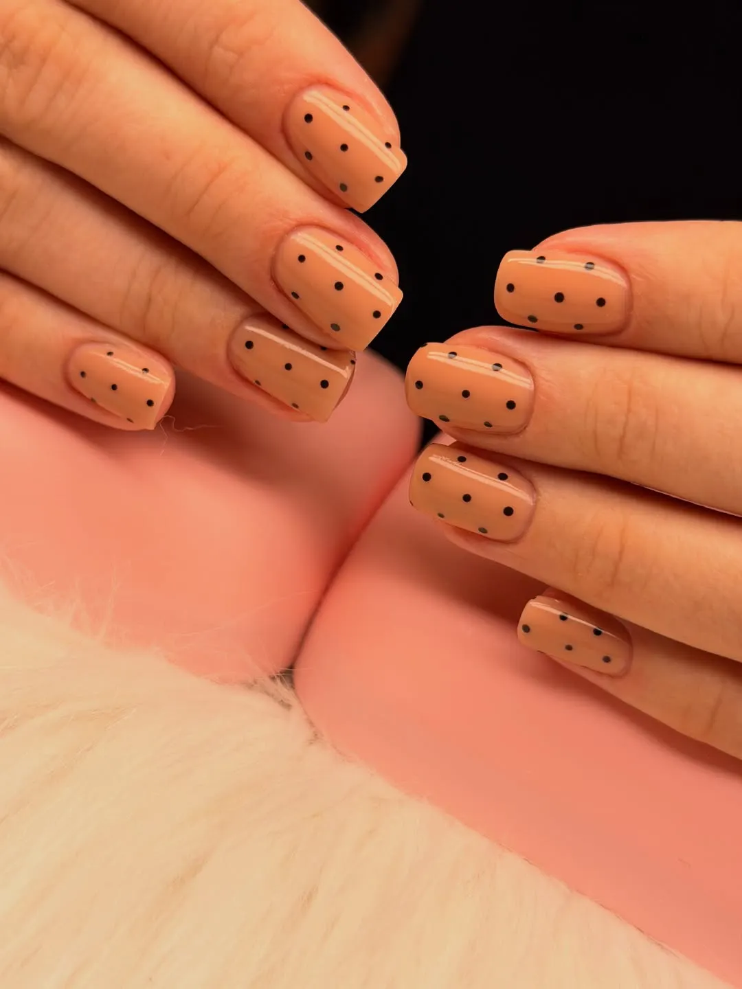 Warm Caramel Gloss Nails